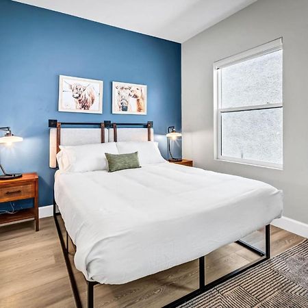 Single Bedroom - Queen Size. Heart Of Downtown Vista Buitenkant foto