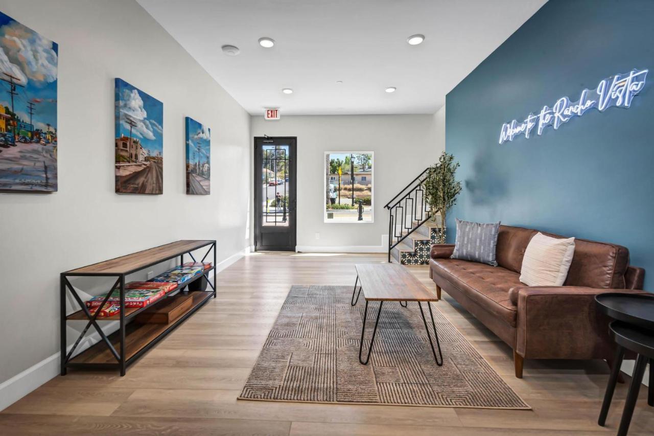 Single Bedroom - Queen Size. Heart Of Downtown Vista Buitenkant foto
