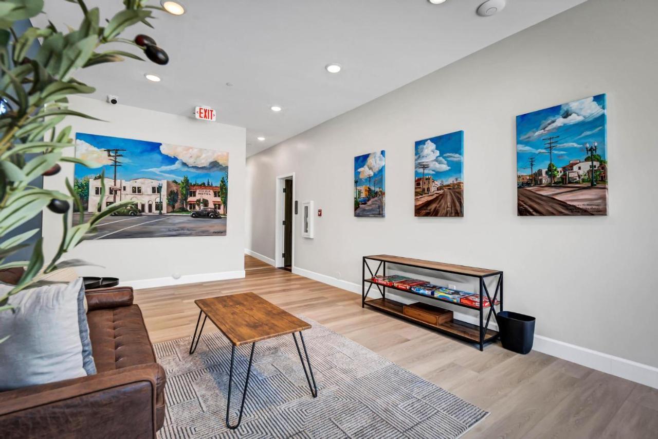 Single Bedroom - Queen Size. Heart Of Downtown Vista Buitenkant foto