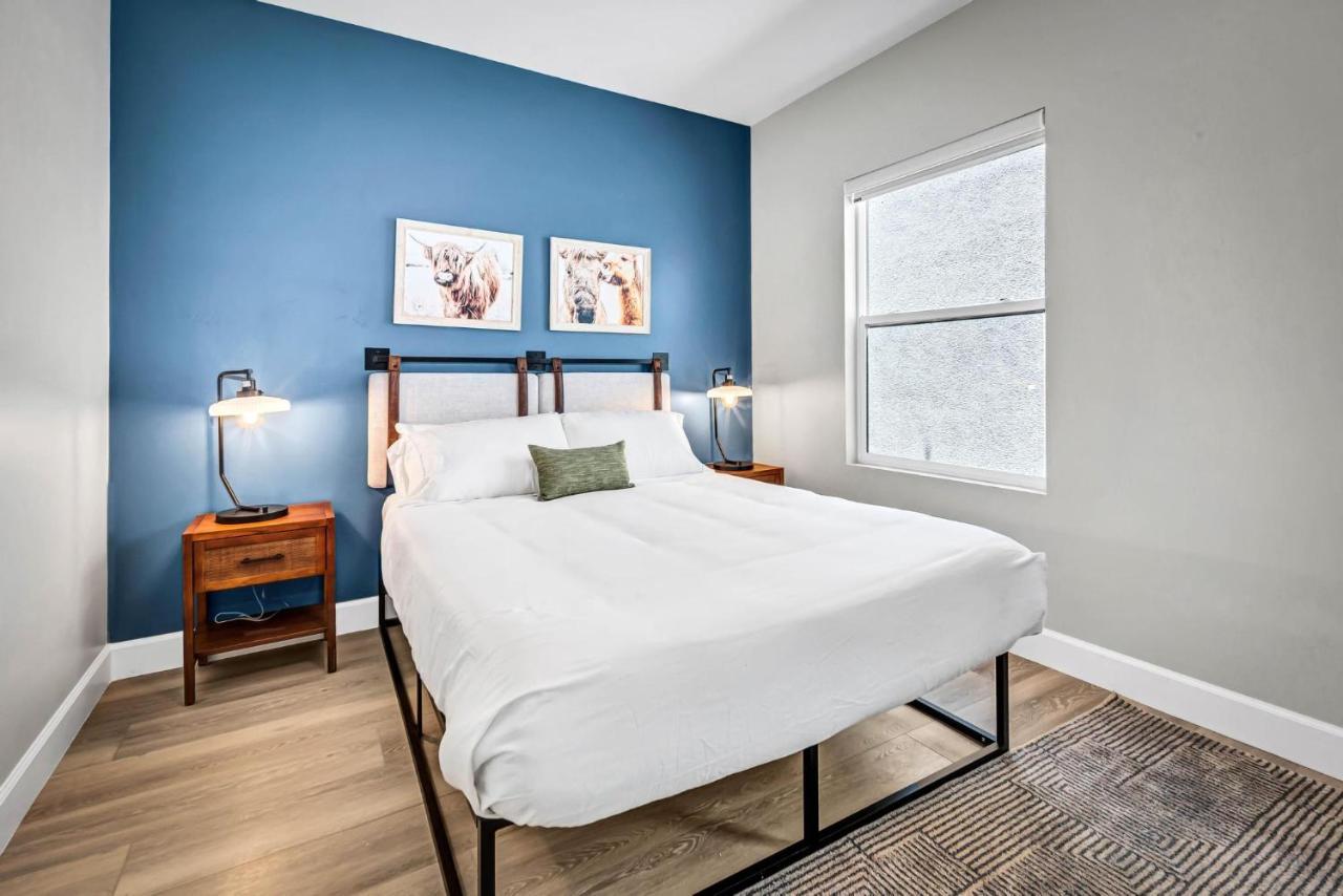 Single Bedroom - Queen Size. Heart Of Downtown Vista Buitenkant foto